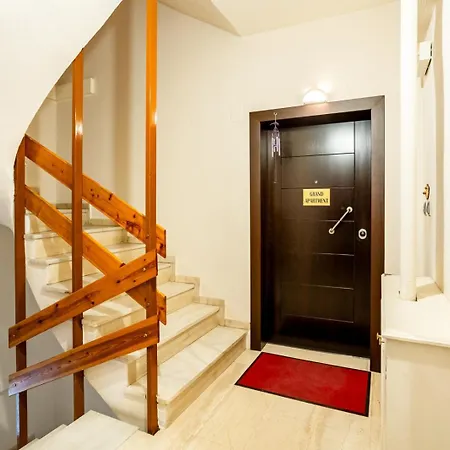 Grand Luxury Seafront * Kalamata