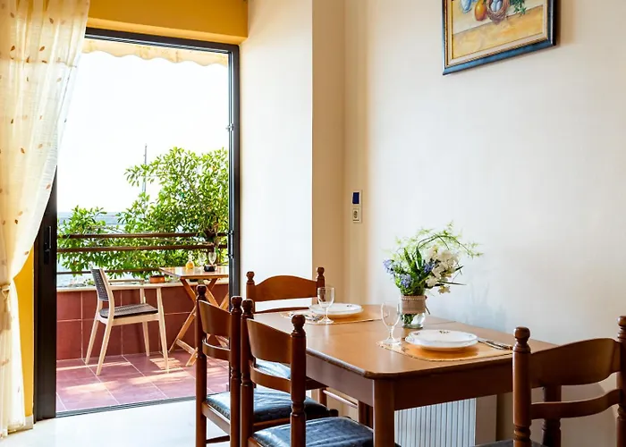 Apartment Grand Luxury Seafront Kalamata