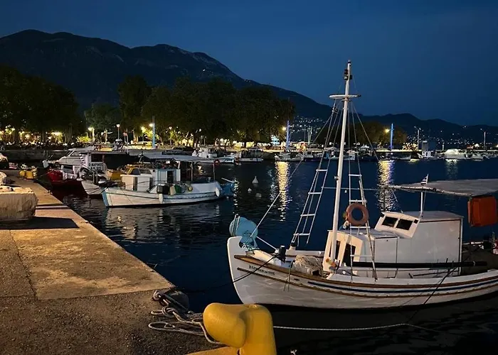 Grand Luxury Seafront Kalamata