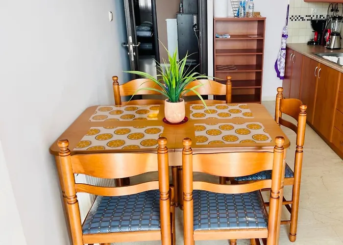 Grand Luxury Seafront