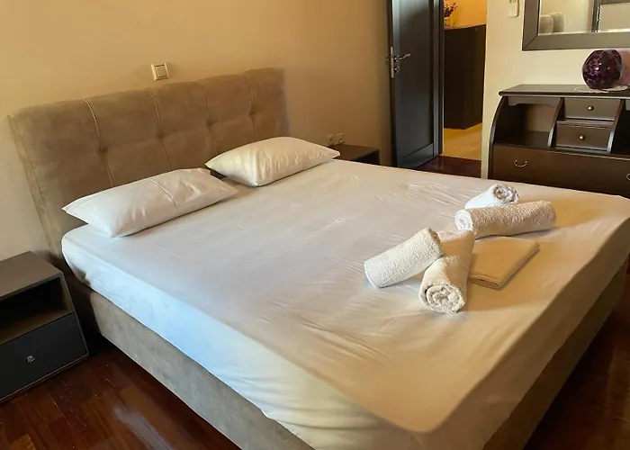 Grand Luxury Seafront * Kalamata