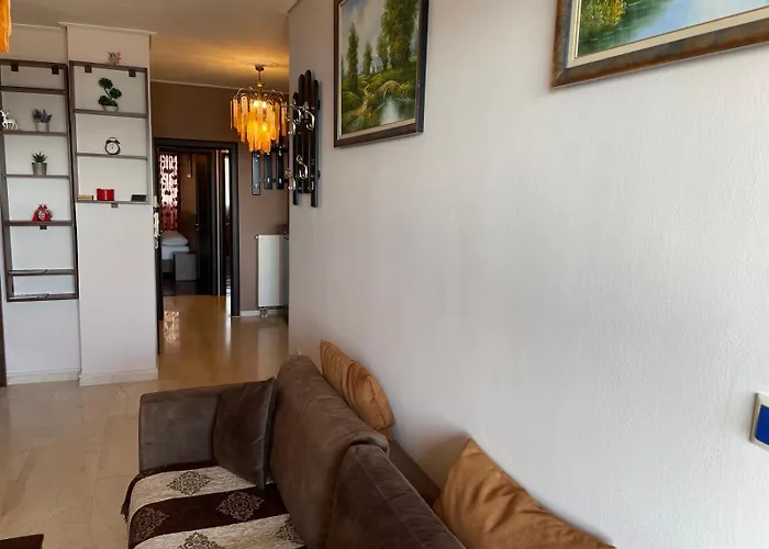 Grand Luxury Seafront Apartment