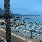 Grand Luxury Seafront
