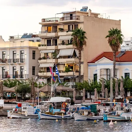 Апартаменты Grand Luxury Seafront