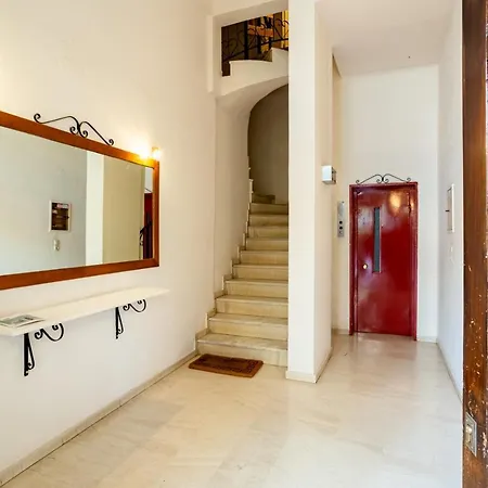 Grand Luxury Seafront