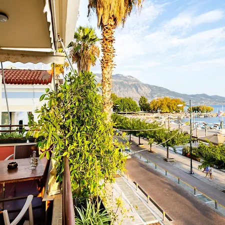 Grand Luxury Seafront *