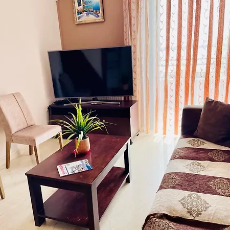 Apartment Grand Luxury Seafront