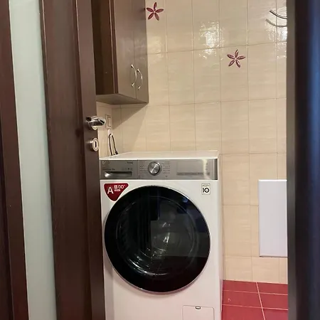 Grand Luxury Seafront *