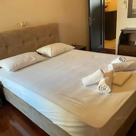 Grand Luxury Seafront * Kalamata