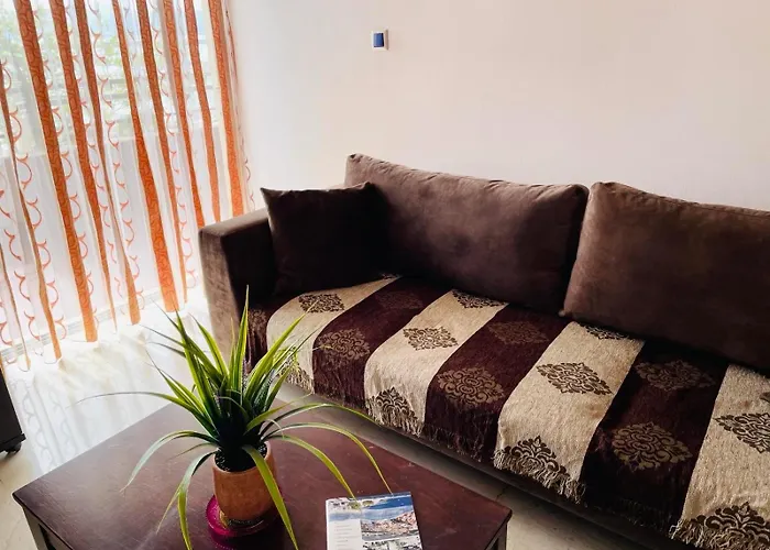 Grand Luxury Seafront