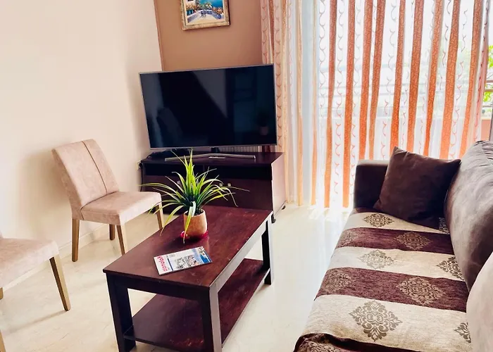 Lejlighed Grand Luxury Seafront